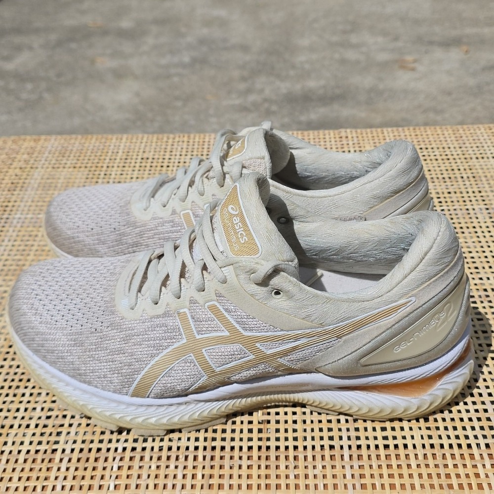 Asics Gel Nimbus 22‎ Women's Size US 9.5  101A678 Beige